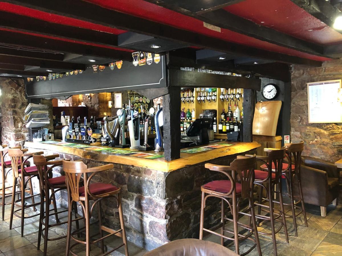 Butchers Arms 科尔福德 外观 照片